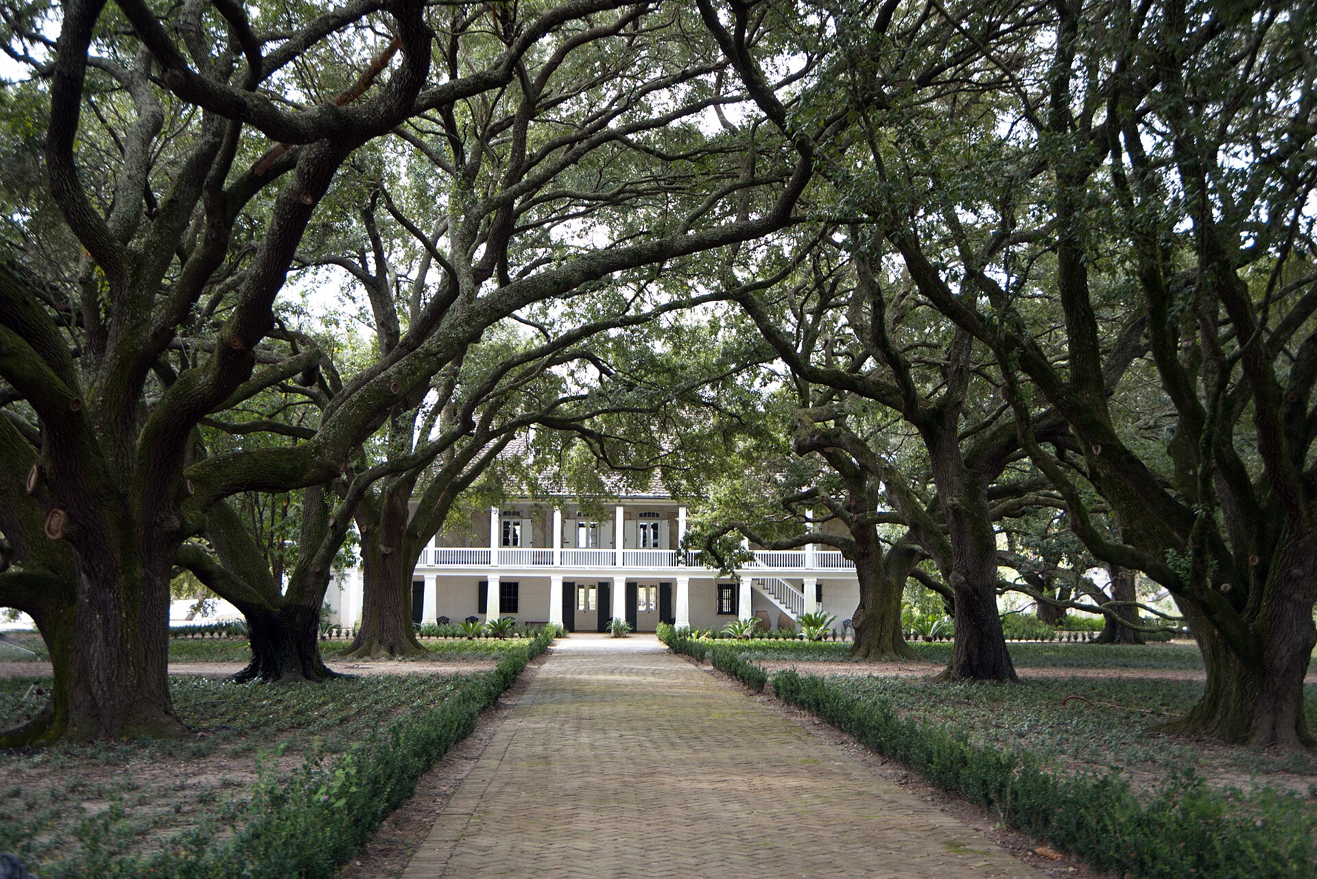 05 The Whitney Plantation The Big House - From The Front (32447527390)